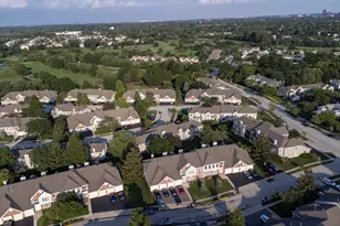 1891 Fox Run Dr, Elk Grove Village, IL 60007 - Photo 23