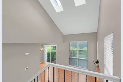 17867 W Braewick Road, Gurnee, IL 60031 - Photo 21