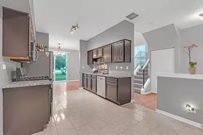17867 W Braewick Road, Gurnee, IL 60031 - Photo 11