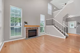 17867 W Braewick Rd, Gurnee, IL 60031 - Photo 7