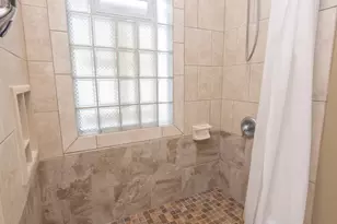811 Farragut Pl, Joliet, IL 60435 - Photo 15