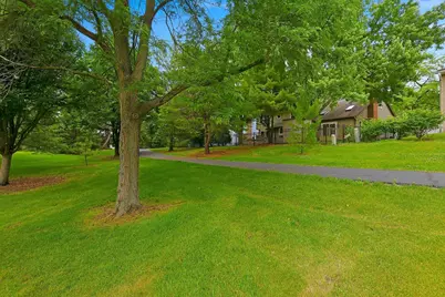 2528 Sun Valley Road, Lisle, IL 60532 - Photo 65