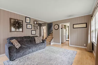 822 N Madison Street, Woodstock, IL 60098 - Photo 3