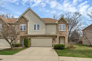 2645 Chelsey St, Buffalo Grove, IL 60089 - Photo 1