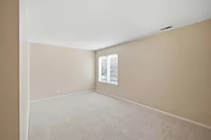 2645 Chelsey St, Buffalo Grove, IL 60089 - Photo 11