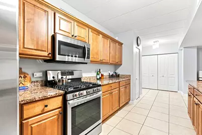 9400 S 79th Avenue #2E, Hickory Hills, IL 60457 - Photo 11