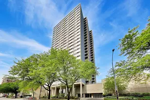 5320 N Sheridan Rd, Chicago, IL 60640 - Photo 1