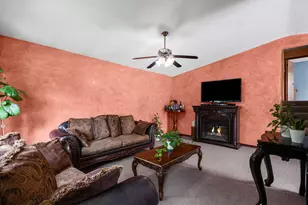 3245 Gilboa Ave, Zion, IL 60099 - Photo 5