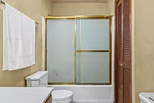 3245 Gilboa Ave, Zion, IL 60099 - Photo 19