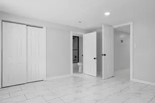7010 S Paulina St, Chicago, IL 60636 - Photo 17