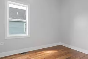 7010 S Paulina St, Chicago, IL 60636 - Photo 11