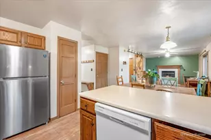 45 N Aspen Dr, Cortland, IL 60112 - Photo 9