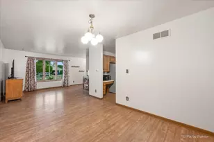 45 N Aspen Dr, Cortland, IL 60112 - Photo 7