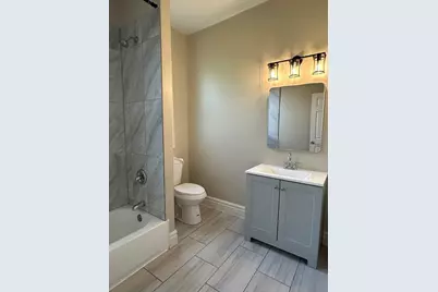 1522 E 71st Place #2, Chicago, IL 60619 - Photo 5