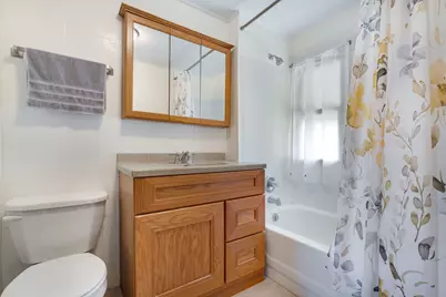 1087 Rose Avenue, Des Plaines, IL 60016 - Photo 17