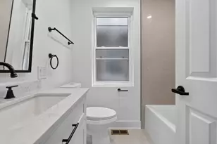 8717 S Bishop St, Chicago, IL 60620 - Photo 37