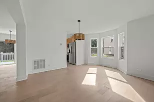 12445 Falcon Dr, Plainfield, IL 60585 - Photo 13