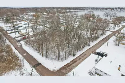 22771 Lake Park Avenue, Round Lake Beach, IL 60073 - Photo 7