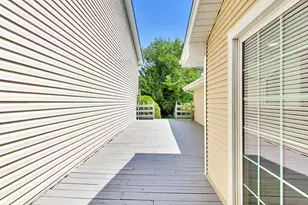 106 Regency Dr, Lombard, IL 60148 - Photo 5