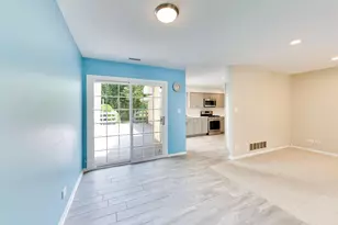 106 Regency Dr, Lombard, IL 60148 - Photo 3
