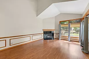 10930 Jodan Dr, Oak Lawn, IL 60453 - Photo 7
