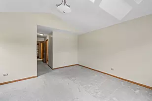10930 Jodan Dr, Oak Lawn, IL 60453 - Photo 17