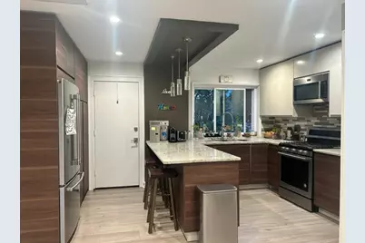 8723 Trumbull Avenue #1, Skokie, IL 60076 - Photo 3