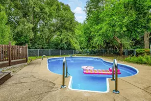 1718 Jacoby Pl, Rockford, IL 61107 - Photo 39