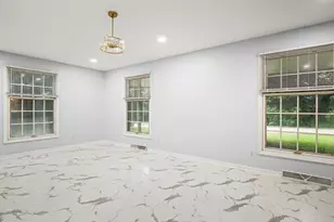 1718 Jacoby Pl, Rockford, IL 61107 - Photo 11