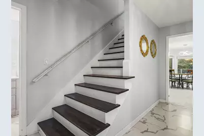 1718 Jacoby Place, Rockford, IL 61107 - Photo 9