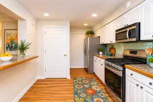 1305 1st St, Northbrook, IL 60062 - Photo 7
