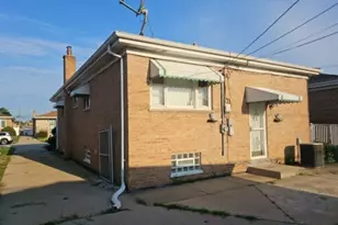 499 Oglesby Ave, Calumet City, IL 60409 - Photo 3