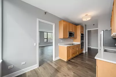 501 N Clinton Street #606, Chicago, IL 60654 - Photo 7