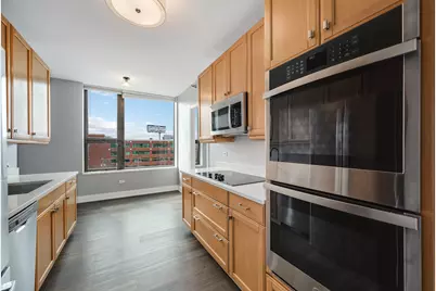 501 N Clinton Street #606, Chicago, IL 60654 - Photo 9