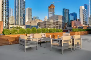 501 N Clinton St, Chicago, IL 60654 - Photo 27