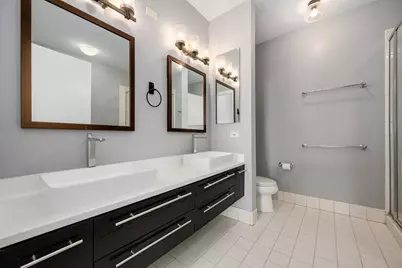501 N Clinton Street #606, Chicago, IL 60654 - Photo 13