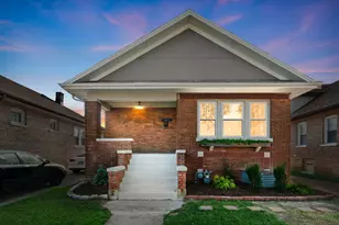1911 S 11th Ave, Maywood, IL 60153 - Photo 1