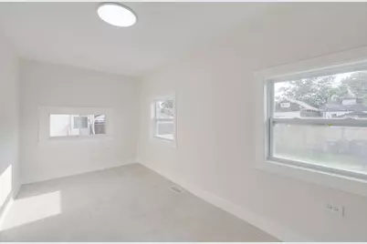 1911 S 11th Avenue, Maywood, IL 60153 - Photo 13