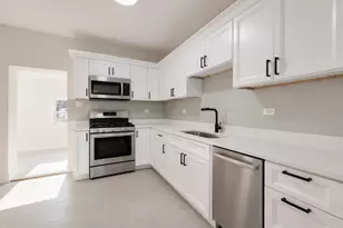 1911 S 11th Ave, Maywood, IL 60153 - Photo 7