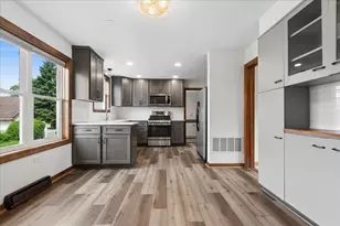 10808 N Woodstock St, Huntley, IL 60142 - Photo 5