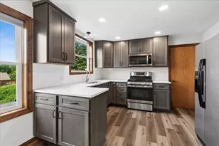 10808 N Woodstock St, Huntley, IL 60142 - Photo 3