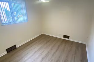 2734 W 98th Pl, Evergreen Park, IL 60805 - Photo 15