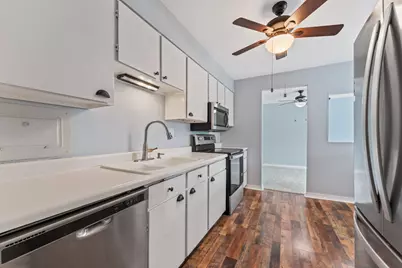 1505 E Central Road #402-A, Arlington Heights, IL 60005 - Photo 5