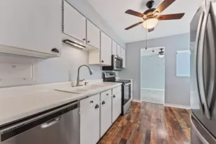 1505 E Central Rd, Arlington Heights, IL 60005 - Photo 5