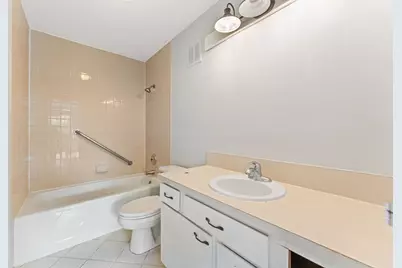 1505 E Central Road #402-A, Arlington Heights, IL 60005 - Photo 13