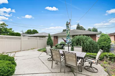 7539 W Strong Street, Harwood Heights, IL 60706 - Photo 27