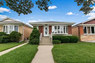 7539 W Strong St, Harwood Heights, IL 60706 - Photo 3