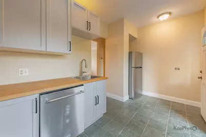 4408 N Long Avenue #1, Chicago, IL 60630 - Photo 9