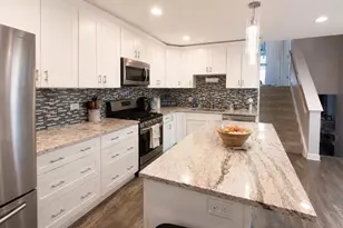 840 Inverrary Ln, Deerfield, IL 60015 - Photo 5