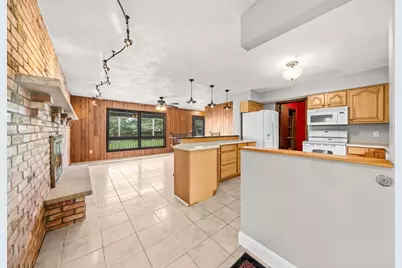 6379 Hallen Avenue, Belvidere, IL 61008 - Photo 7